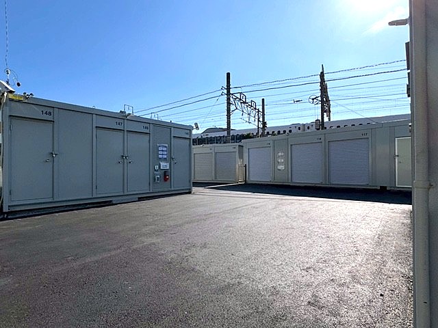 掛川上張店【11/14オープン】のトランクルーム 店舗内も広く、ゆったりとご使用いただけます。