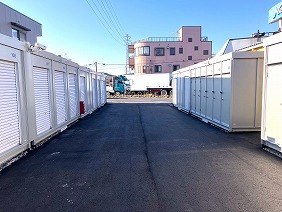 柏松ケ崎2号店【1/16オープン】のトランクルーム 全室1階で出し入れがしやすいです。