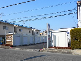 福山春日店【1/16オープン】のトランクルーム 全室1階で出し入れがしやすいです。