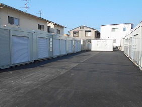 福山春日店【1/16オープン】のトランクルーム 店舗内も広く、ゆったりとご使用いただけます。