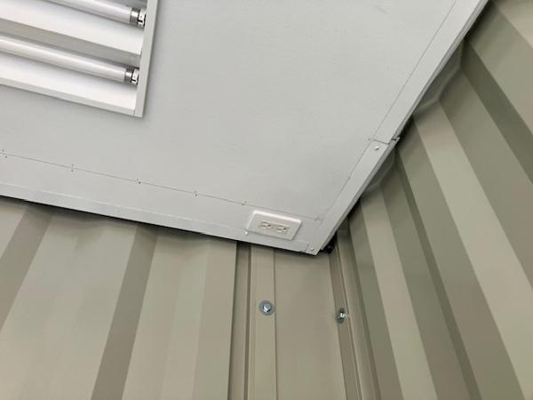 千葉県市原店/展示場の中古ユニットハウス・プレハブ・コンテナハウスCT-32JG(2.16坪)の各設備のコンセント