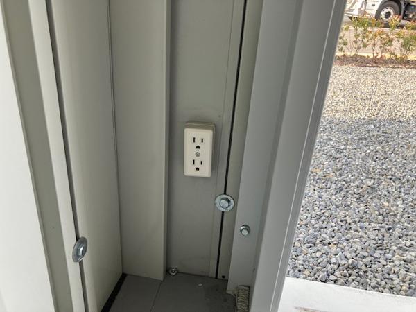 千葉県市原店/展示場の中古ユニットハウス・プレハブ・コンテナハウスCT-32JG(2.16坪)の各設備のコンセント