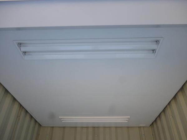 東京都日野店/展示場の中古ユニットハウス・プレハブ・コンテナハウスCT-32JG(2.16坪)の各設備の照明器具