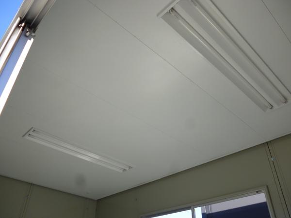 東京都日野店/展示場の中古ユニットハウス・プレハブ・コンテナハウスCT-41J(2.83坪)の各設備の照明器具