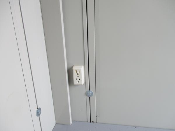 山口県岩国店/展示場の中古ユニットハウス・プレハブ・コンテナハウスCT-41J(2.83坪)の各設備のコンセント