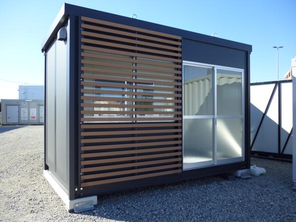 東京都日野店/展示場の新棟ユニットハウス・プレハブ・コンテナハウス38MSL(2.43坪)の本体の外観