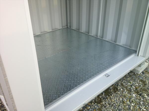 山口県宇部店/展示場の新棟ユニットハウス・プレハブ・コンテナハウスGORILLA(0.94坪)の本体の内観