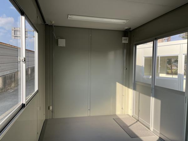 和歌山県和歌山店/展示場の中古ユニットハウス・プレハブ・コンテナハウスCT-41J(2.83坪)の各設備の照明器具