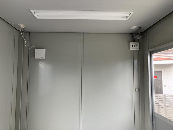 和歌山県和歌山店/展示場の中古ユニットハウス・プレハブ・コンテナハウスCT-32J(2.16坪)の各設備の照明器具