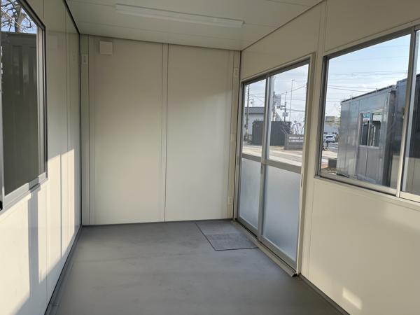 和歌山県和歌山店/展示場の新棟ユニットハウス・プレハブ・コンテナハウス47MSL(3.02坪)の本体の内観
