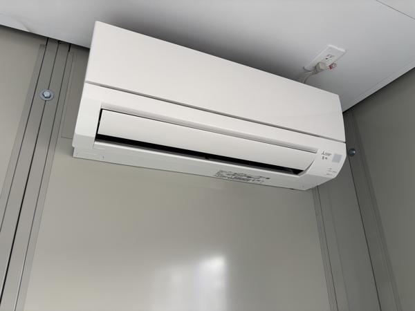 石川県小松店/展示場の中古ユニットハウス・プレハブ・コンテナハウスCT-41J(2.83坪)の各設備のエアコン