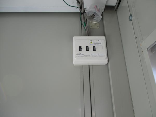 福島県いわき店/展示場の中古ユニットハウス・プレハブ・コンテナハウスCT-32J(2.16坪)の各設備の分電盤