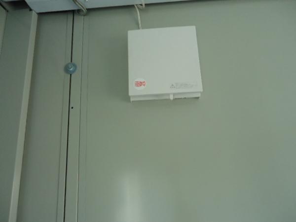 茨城県岩井店/展示場の中古ユニットハウス・プレハブ・コンテナハウスCT-32J(2.16坪)の各設備の換気扇