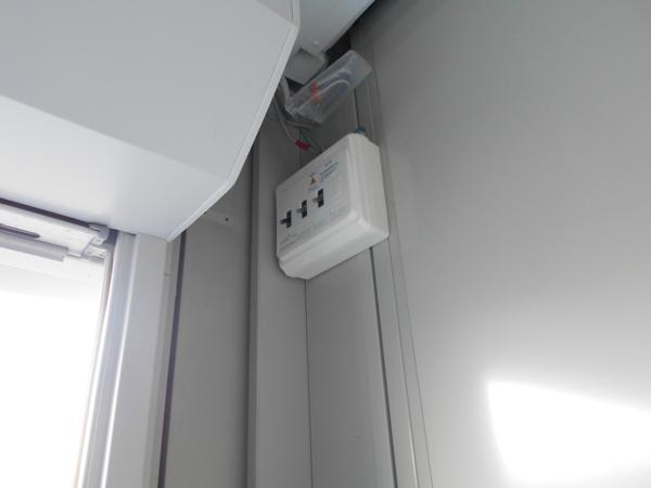 福島県福島店/展示場の中古ユニットハウス・プレハブ・コンテナハウスCT-32J(2.16坪)の各設備の分電盤