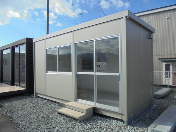 山形県天童店/展示場の新棟ユニットハウス・プレハブ・コンテナハウス47MSL(3.02坪)の本体の外観