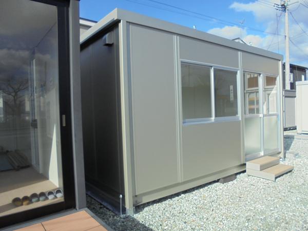 山形県天童店/展示場の新棟ユニットハウス・プレハブ・コンテナハウス47MSL(3.02坪)の本体の外観