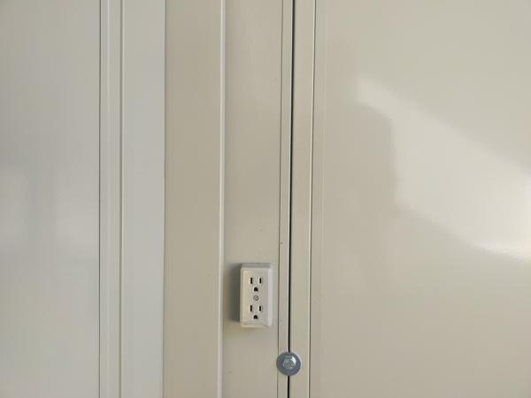 岡山県笠岡店/展示場の中古ユニットハウス・プレハブ・コンテナハウスCT-32J(2.16坪)の各設備のコンセント