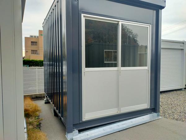 岡山県笠岡店/展示場の中古ユニットハウス・プレハブ・コンテナハウスCT-32JG(2.16坪)の本体の外観