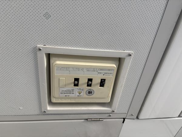 福岡県福岡東店/展示場の中古ユニットハウス・プレハブ・コンテナハウスCT-54J(7.86坪)の各設備の分電盤
