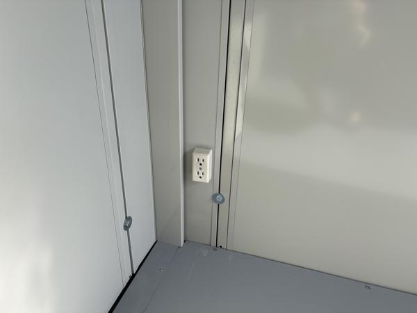 山梨県山梨出張所/総合展示場の中古ユニットハウス・プレハブ・コンテナハウスCT-41J(2.83坪)の各設備のコンセント