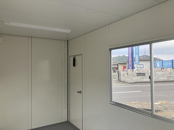 愛媛県新居浜店/展示場の新棟ユニットハウス・プレハブ・コンテナハウス47MSL(3.02坪)の本体の内観