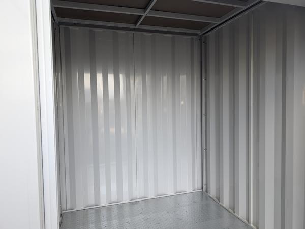 鹿児島県霧島店/展示場の新棟ユニットハウス・プレハブ・コンテナハウスGORILLA(0.94坪)の本体の内観