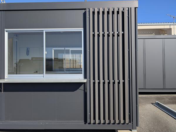 鹿児島県霧島店/展示場の新棟ユニットハウス・プレハブ・コンテナハウス38MSL(2.43坪)の本体の外観