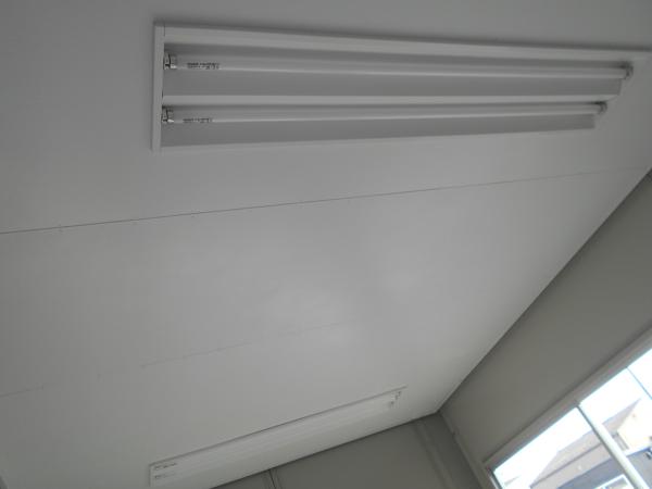 福島県福島店/展示場の中古ユニットハウス・プレハブ・コンテナハウスCT-32J(2.16坪)の各設備の照明器具