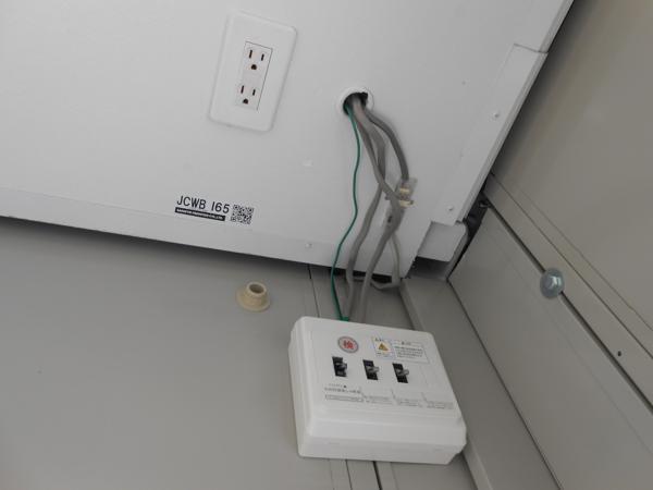 群馬県館林店/展示場の中古ユニットハウス・プレハブ・コンテナハウスCT-32J(2.16坪)の各設備の分電盤