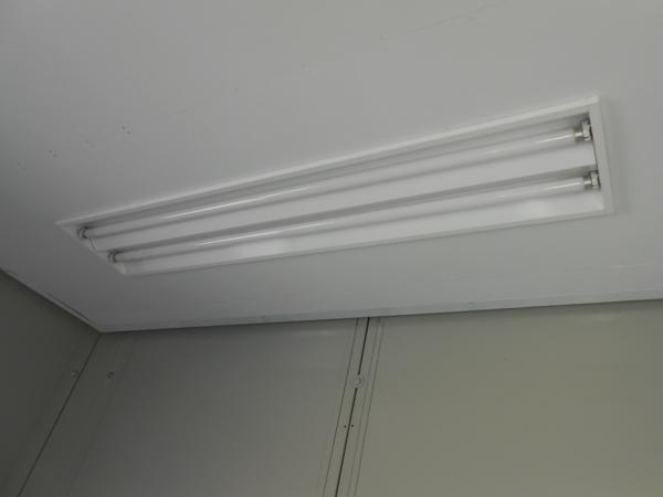 群馬県館林店/展示場の中古ユニットハウス・プレハブ・コンテナハウスCT-32J(2.16坪)の各設備の照明器具