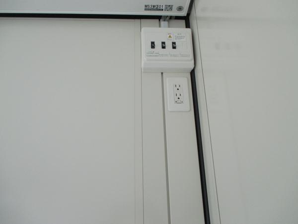 島根県松江営業所/展示場の新棟ユニットハウス・プレハブ・コンテナハウス38MSL(2.43坪)の各設備の分電盤