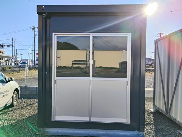 静岡県藤枝店/展示場の中古ユニットハウス・プレハブ・コンテナハウスCT-32JG(2.16坪)の本体の外観