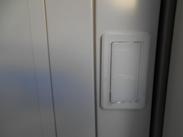 埼玉県朝霞店/展示場の新棟ユニットハウス・プレハブ・コンテナハウス47MSL(3.02坪)の各設備のスイッチ