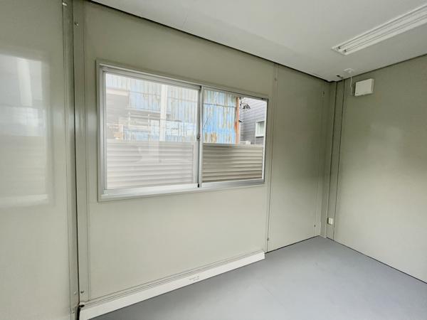 埼玉県草加店/展示場の中古ユニットハウス・プレハブ・コンテナハウスCT-32J(2.16坪)の本体の内観