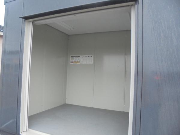 秋田県秋田店/展示場の中古ユニットハウス・プレハブ・コンテナハウスCT-32J(2.16坪)の本体の外観