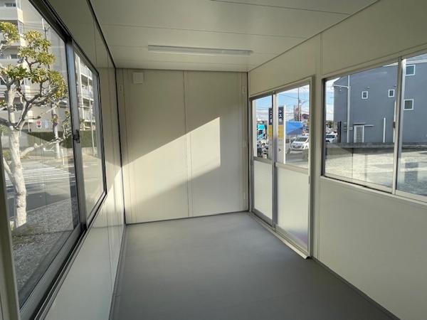 兵庫県伊丹店/展示場の新棟ユニットハウス・プレハブ・コンテナハウス47MSL(3.02坪)の本体の内観