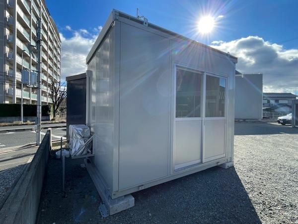 兵庫県伊丹店/展示場の中古ユニットハウス・プレハブ・コンテナハウスCT-32J(2.16坪)の本体の外観