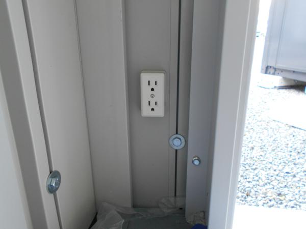 静岡県沼津店/展示場の中古ユニットハウス・プレハブ・コンテナハウスCT-32JG(2.16坪)の各設備のコンセント