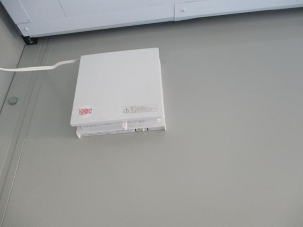 茨城県下妻店/展示場の中古ユニットハウス・プレハブ・コンテナハウスCT-32J(2.16坪)の各設備の換気扇