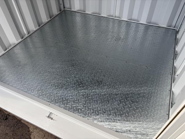 石川県小松店/展示場の新棟ユニットハウス・プレハブ・コンテナハウスGORILLA(0.94坪)の本体の内観