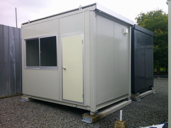 京都府木津川店/展示場の中古ユニットハウス・プレハブ・コンテナハウスCT-32J(2.16坪)の本体の外観