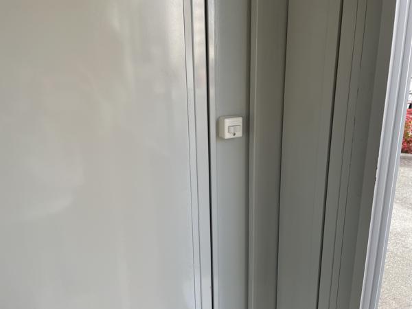 熊本県熊本店/展示場の中古ユニットハウス・プレハブ・コンテナハウスCT-41J(2.83坪)の各設備のスイッチ