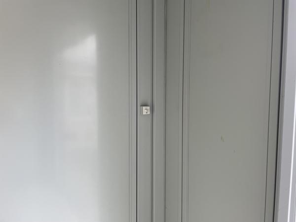 熊本県熊本店/展示場の中古ユニットハウス・プレハブ・コンテナハウスCT-32J(2.16坪)の各設備のスイッチ