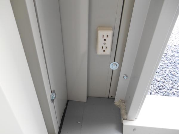 長野県佐久北インター店/展示場の中古ユニットハウス・プレハブ・コンテナハウスCT-32JG(2.16坪)の各設備のコンセント