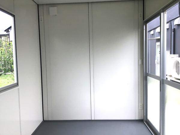 岩手県盛岡営業所/総合展示場の新棟ユニットハウス・プレハブ・コンテナハウス38MSL(2.43坪)の本体の内観