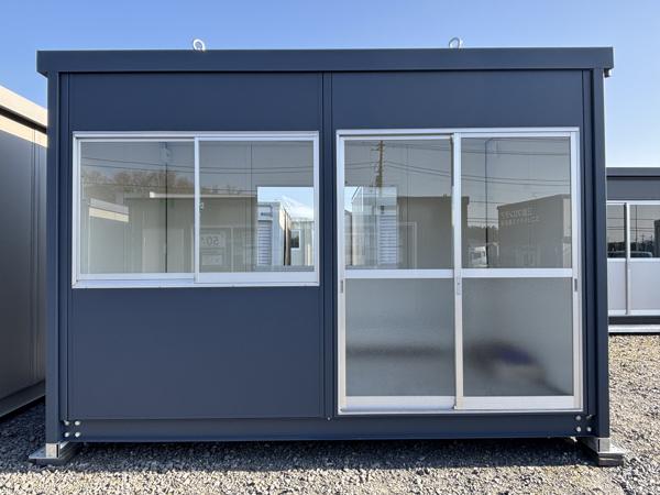 茨城県小美玉店/展示場の新棟ユニットハウス・プレハブ・コンテナハウス38MSL(2.43坪)の本体の外観