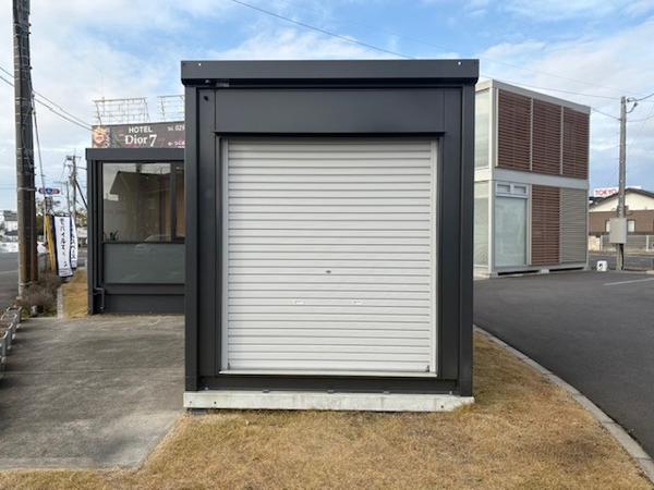 茨城県土浦出張所/展示場の中古ユニットハウス・プレハブ・コンテナハウスCT-32JG(2.16坪)の本体の外観
