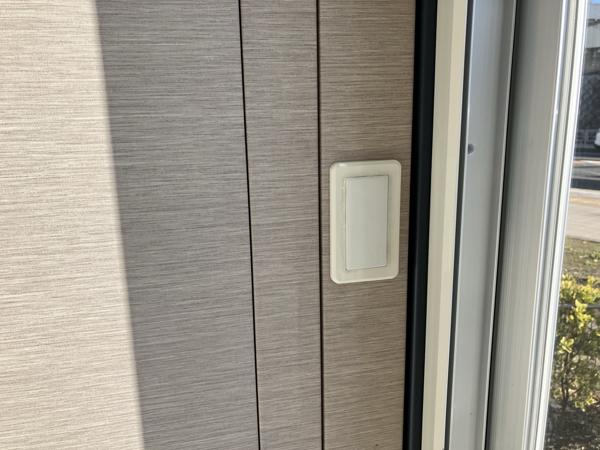 神奈川県伊勢原店/展示場の新棟ユニットハウス・プレハブ・コンテナハウス29MSL(1.84坪)の各設備のスイッチ