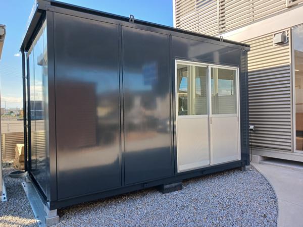 香川県高松出張所/展示場の中古ユニットハウス・プレハブ・コンテナハウスCT-41J(2.83坪)の本体の外観