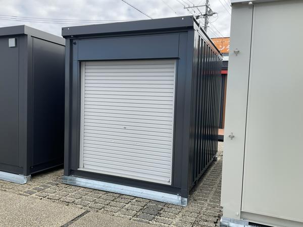 愛知県小牧総合展示場の中古ユニットハウス・プレハブ・コンテナハウスCT-32JG(2.16坪)の本体の外観